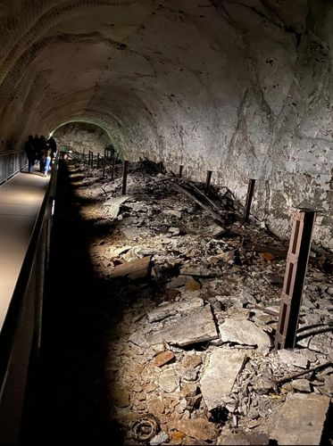 Tunnel